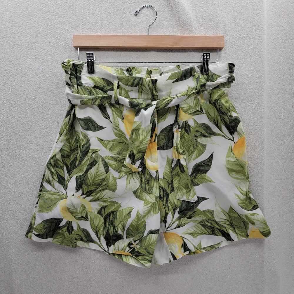 H&M Lemon Print Pocket Lining Women' Tie Shorts Size-8